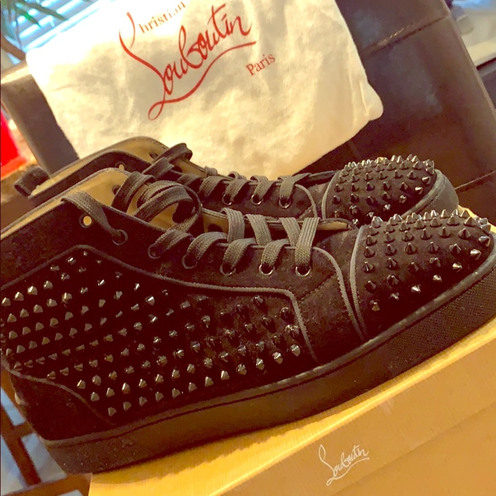 π₯π₯Christian Louboutin RED BOTTOM shoes π₯π₯